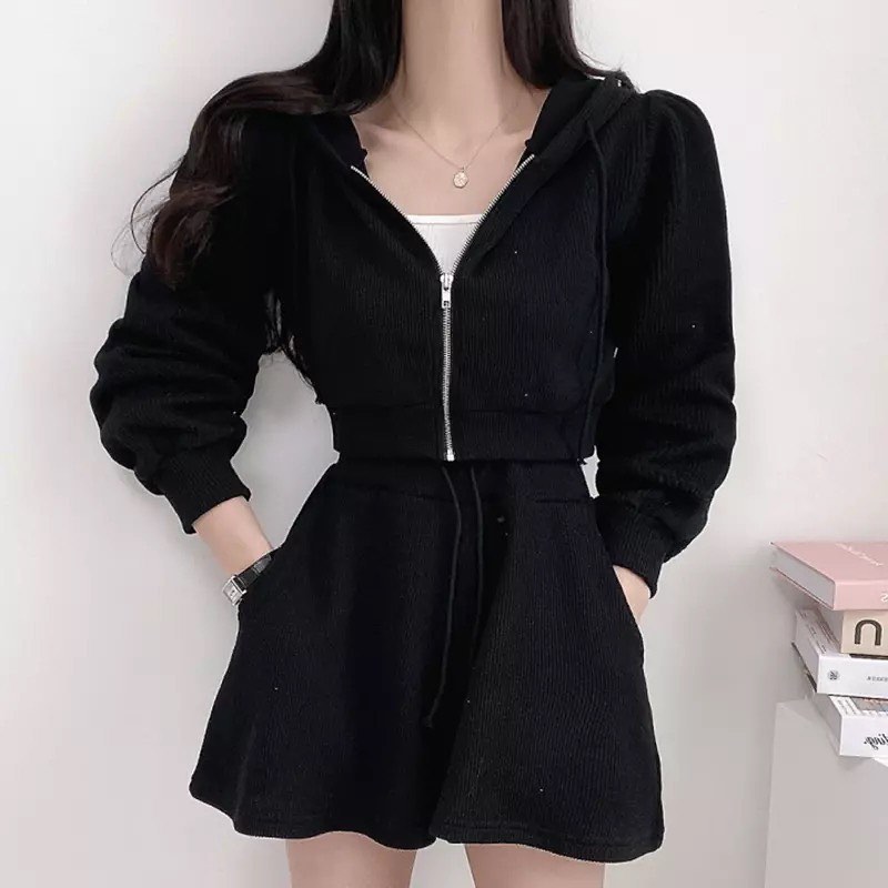 Crop jacket & shorts set wear