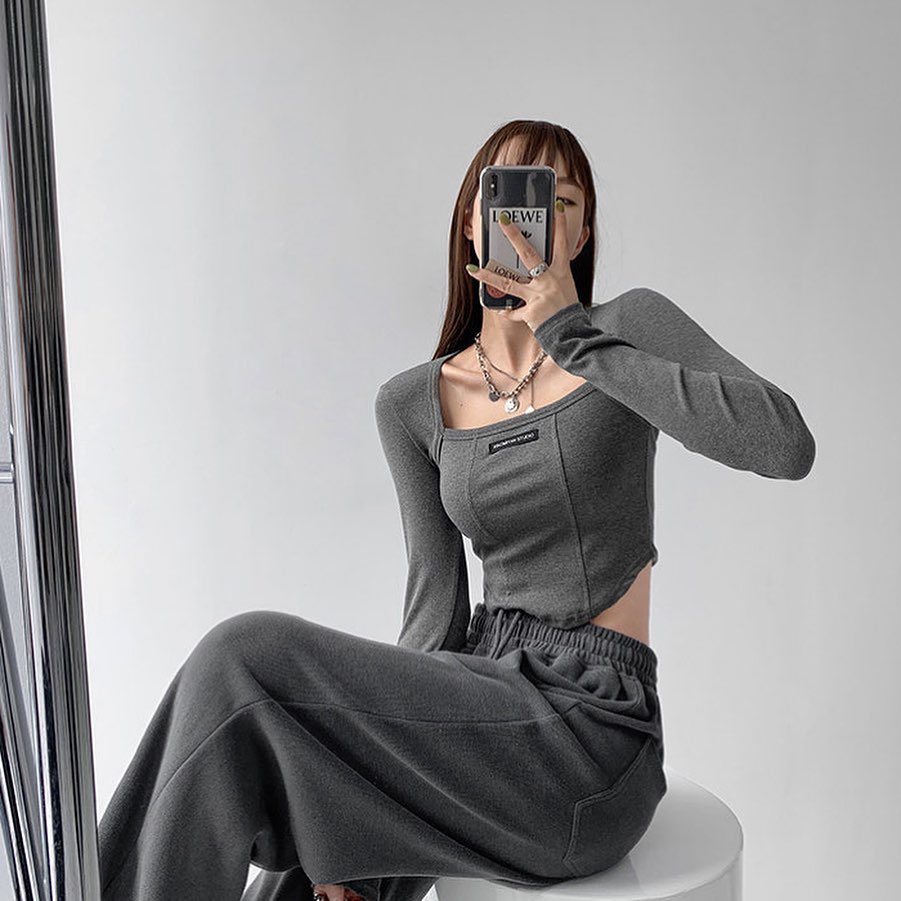 Valerie square neck long sleeve crop top