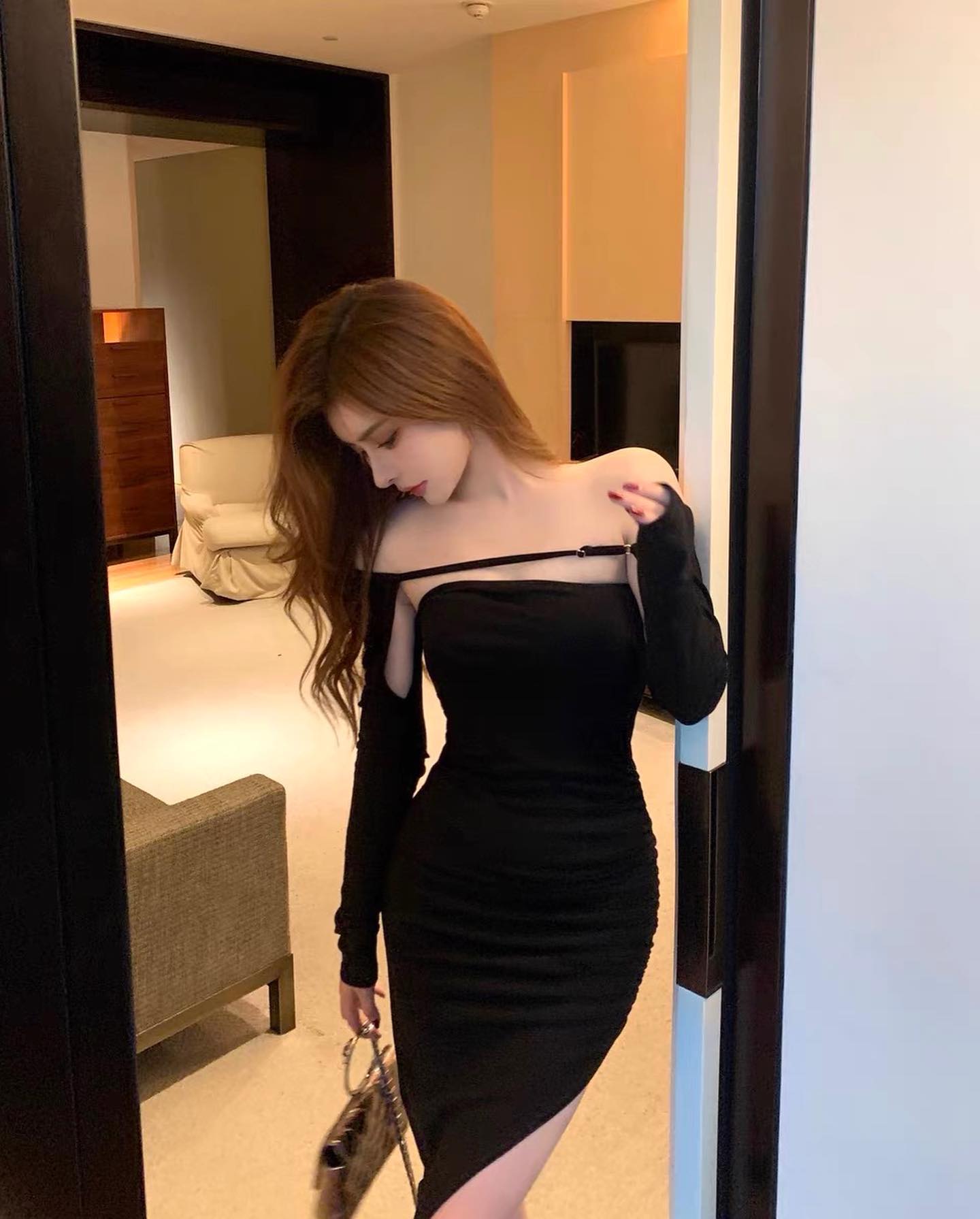 Off shoulder dress with sleeves