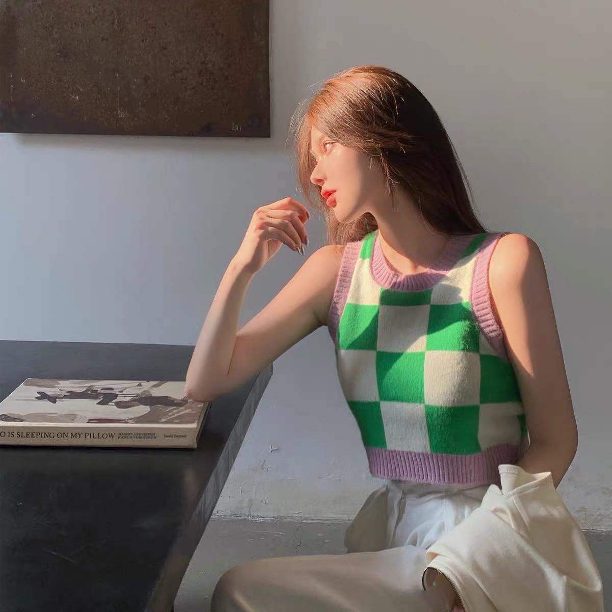 Sleeveless knitted pastel crop top