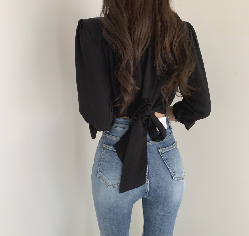 V neck tie back ribbon blouse