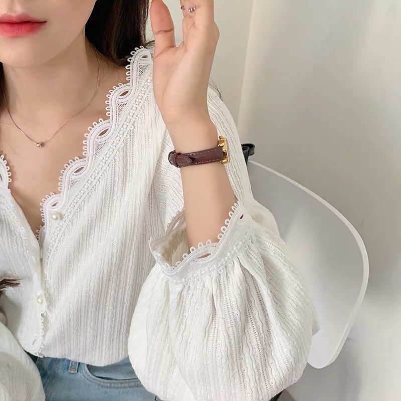 Puffy long sleeve white blouse