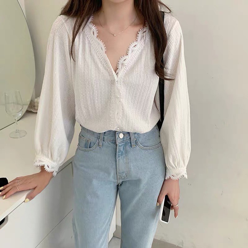 Puffy long sleeve white blouse