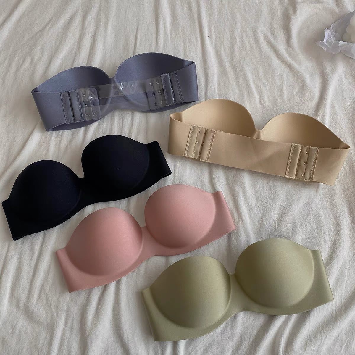 Anti slip push up bra