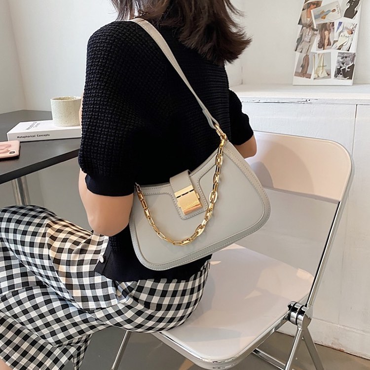 PU chain shoulder bag