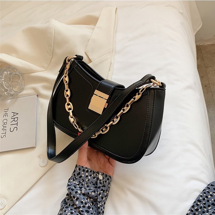 PU chain shoulder bag