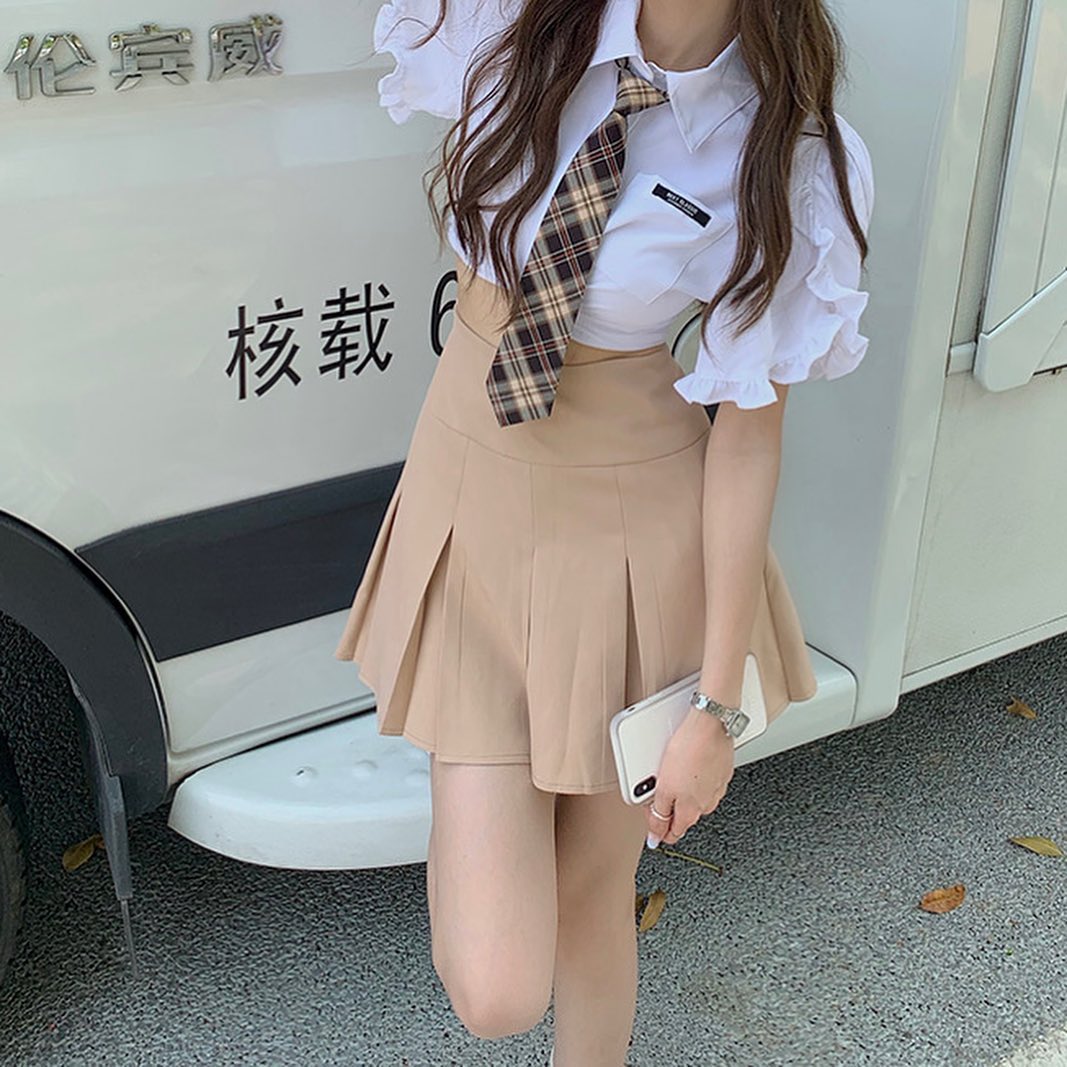 Khaki high waist pleated skirt