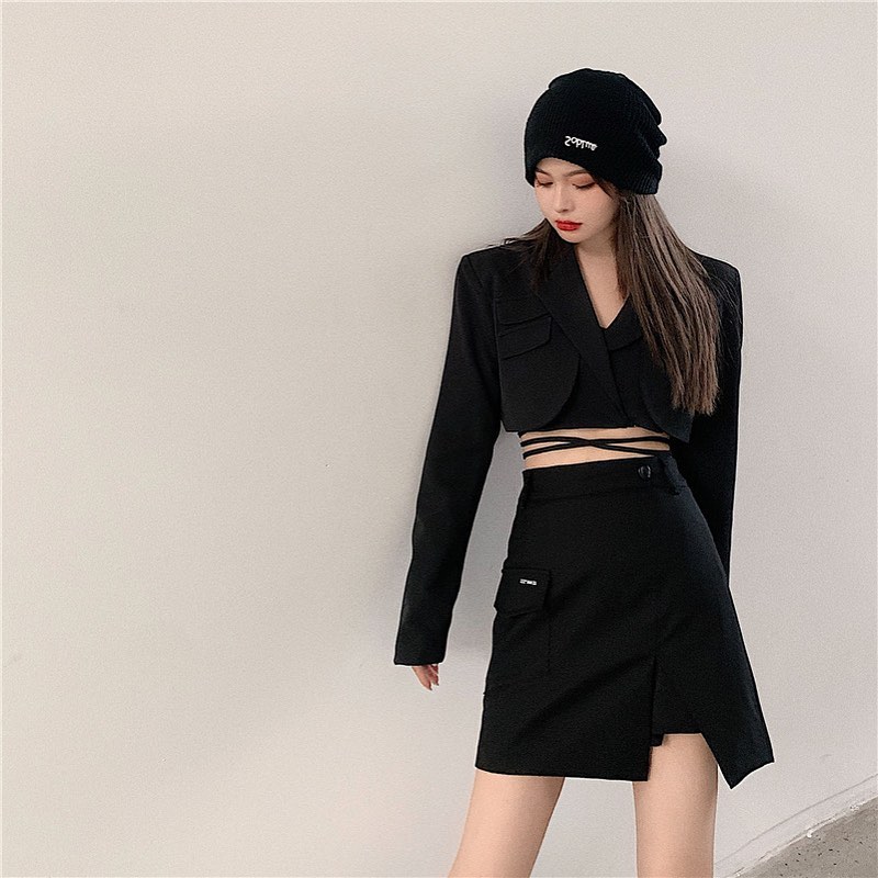 Long sleeve suit crop top