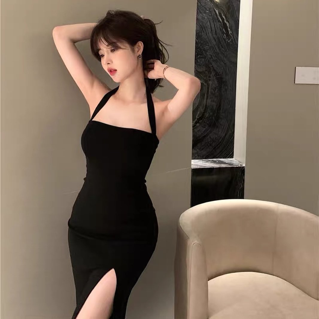 Halter neck black dress