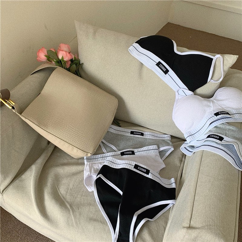 Sporty bra & panty set wear